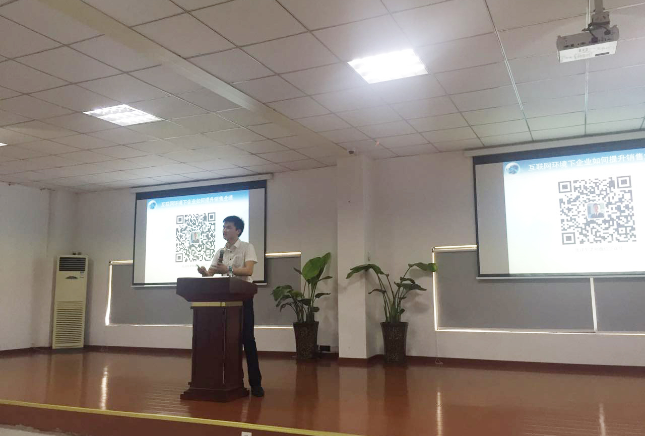 在内容生产上，如何利用AI实现“一份核心资产，多元形式衍生”的效率最大化？